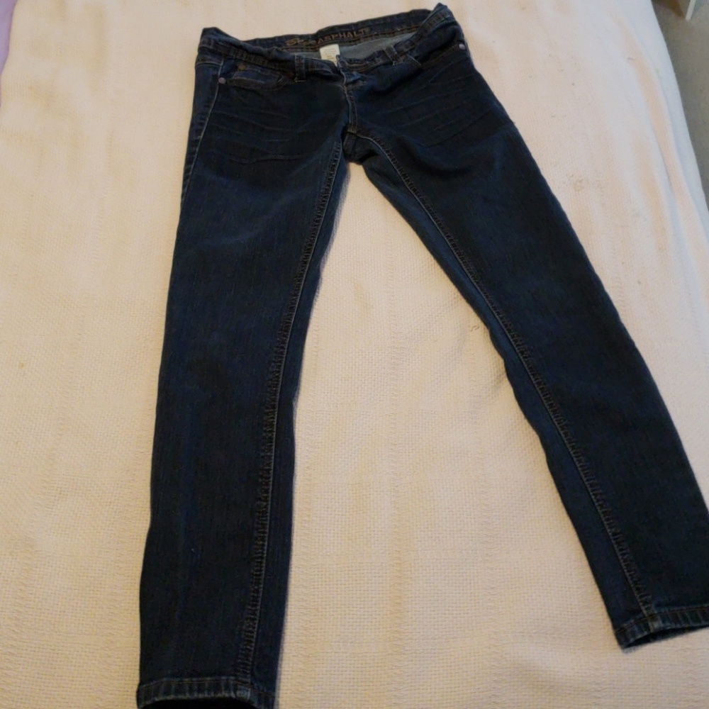 Blue Asphalt Skinny Short Jean's Size 7